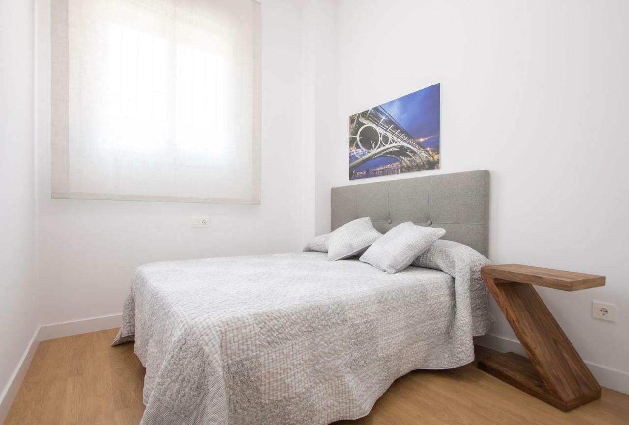 Murallas De Sevilla Apartamento Con Garaje 4 Pax Zewnętrze zdjęcie