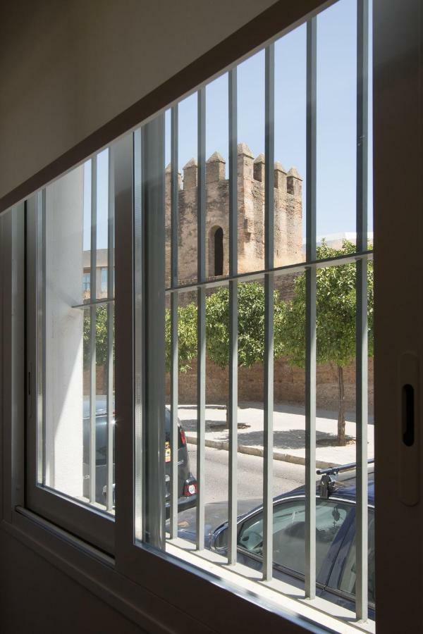 Murallas De Sevilla Apartamento Con Garaje 4 Pax Zewnętrze zdjęcie