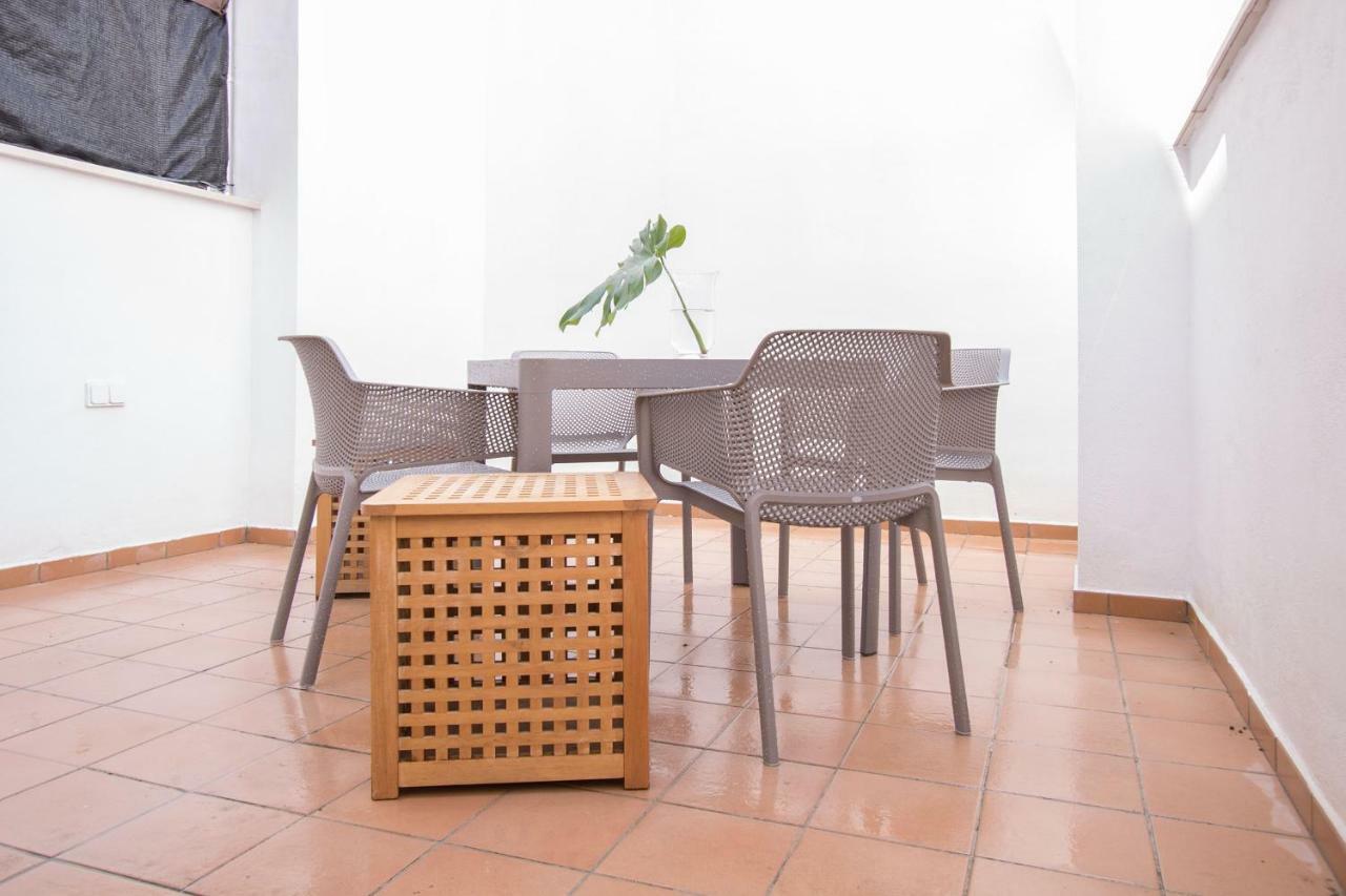 Murallas De Sevilla Apartamento Con Garaje 4 Pax Zewnętrze zdjęcie
